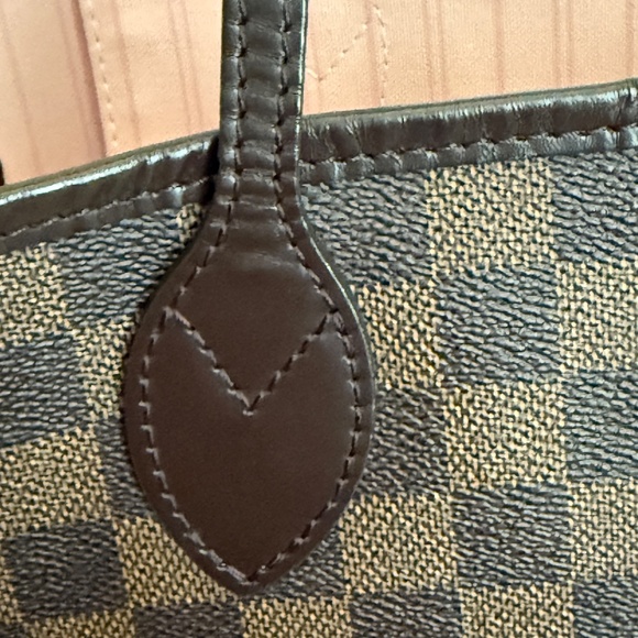 Louis Vuitton never fall MM monogram tote with Rose Ballerine interior - Picture 4 of 11